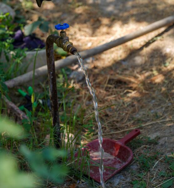 В ТУРКЕСТАНСКОЙ ОБЛАСТИ АКТИВНО ВЕДЕТСЯ РАБОТА ПО ОБЕСПЕЧЕНИЮ НАСЕЛЕНИЯ ГАЗОМ, ВОДОЙ, ЭЛЕКТРИЧЕСТВОМ И КАЧЕСТВЕННЫМИ ДОРОГАМИ