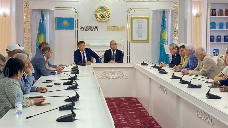«Зерделі ұлт болмысы»: в Астане прошел круглый стол, организованный Союзом писателей