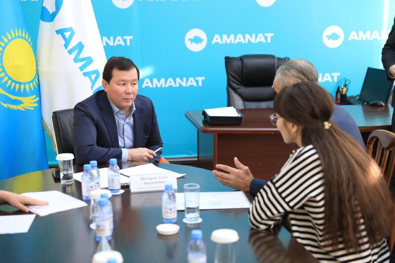 Аким области провел прием граждан