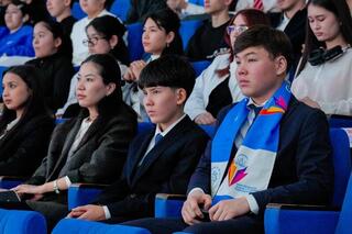 В Астане прошел конкурс творческих ведущих «Мастер слова» среди школьников