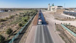 ТУРКЕСТАН: В АРЫСЕ ПРОШЁЛ СУББОТНИК ВДОЛЬ АВТОМОБИЛЬНЫХ ДОРОГ ОБЛАСТНОГО ЗНАЧЕНИЯ