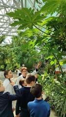 «Таза Қазақстан»: для школьников провели экскурсию по Ботаническому саду