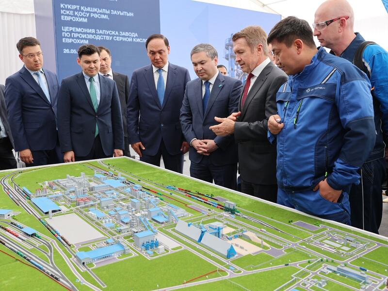 800 тысяч тонн серной кислоты в год: крупный завод запущен в Жамбылской области