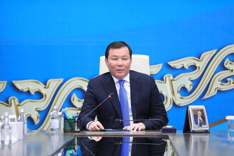 В Актобе писателям вручили грант «Қазына»