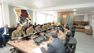 Глава МЧС проверил готовность Кризисного центра в Жамбылской области