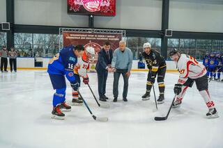 Сборная МЧС Казахстана принимает участие в международном хоккейном турнире спасателей