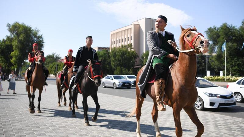 В Уральске почтили память Абая Кунанбайулы к 180-летию со дня его рождения