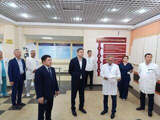 ПЕРВЫЙ ВИЦЕ-МИНИСТР ЗДРАВООХРАНЕНИЯ ПОСЕТИЛ МЕДИЦИНСКИЕ ОРГАНИЗАЦИИ ЖАМБЫЛСКОЙ ОБЛАСТИ