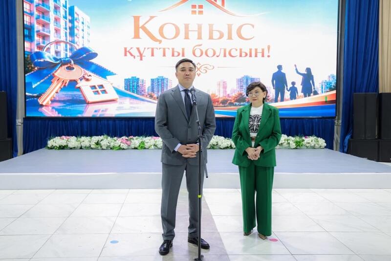 В ШЫМКЕНТЕ 100 СЕМЕЙ ПОЛУЧИЛИ КЛЮЧИ ОТ НОВЫХ КВАРТИР