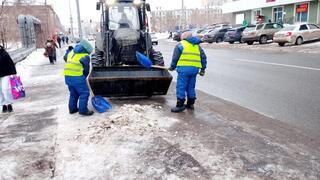 Тысячи дорожных рабочих вышли на снегоуборочные работы в Астане