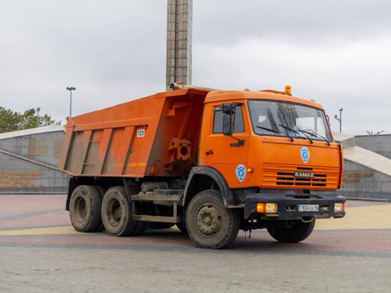 Аким ВКО поздравил работников ЖКХ с профессиональным праздником