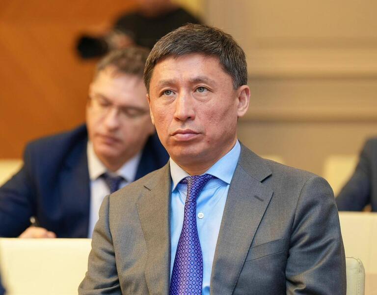 Аким ВКО поручил ликвидировать все стихийные свалки в области