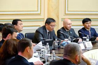 Ерболат Досаев: «В следующем году в Алматы установят 150 электрозарядных устройств для авто»
