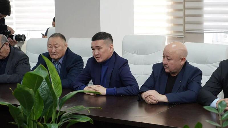 В ОБЛАСТИ АБАЙ СОСТОЯЛСЯ ДИАЛОГ ШАЛКАРА БАЙБЕКОВА С ДИРЕКТОРАМИ КОЛЛЕДЖЕЙ ПО ПРОЕКТУ КОНСТИТУЦИИ