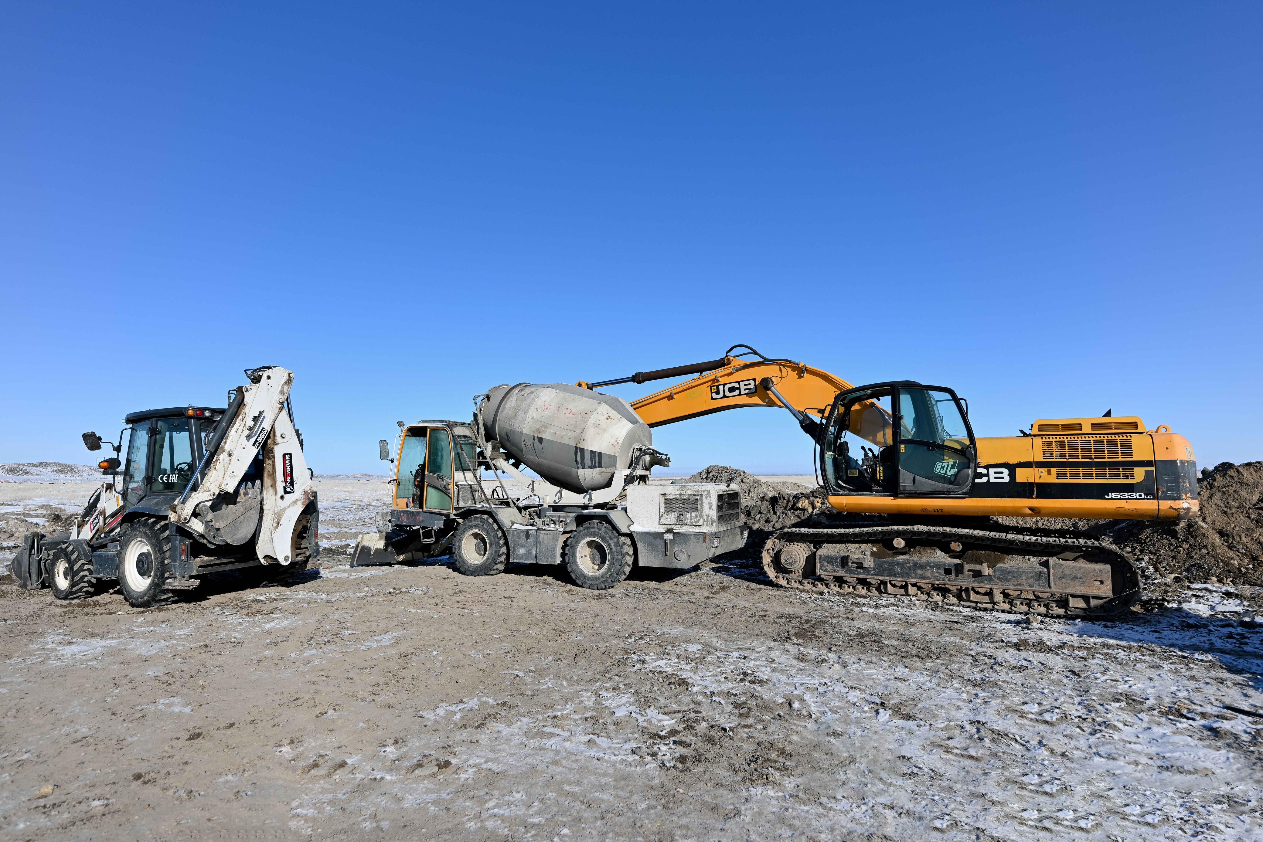 В селе Кенгирбай би Абайского района проводится реконструкция системы водопровода