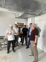 Бейбут Шаханов проинспектировал объекты образования и жилья в Турксибском и Медеуском районах