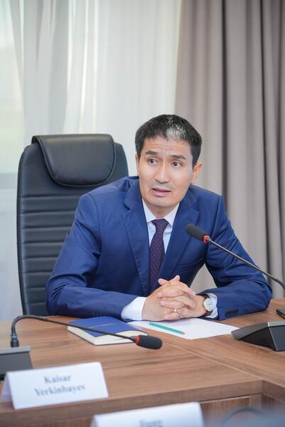 Вице-министр науки и высшего образования Республики Казахстан встретился с президентом Университета Цинхуа Китайской Народной Республики