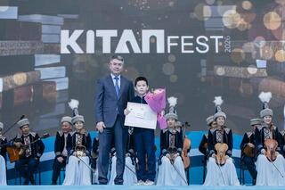 10-летний школьник из Атырау за год прочитал 60 книг