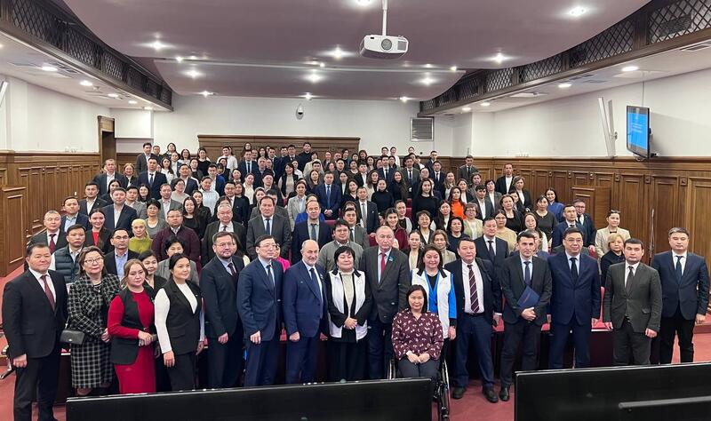 Сотрудникам Минтруда разъяснили ключевые нормы проекта новой Конституции в преддверии референдума