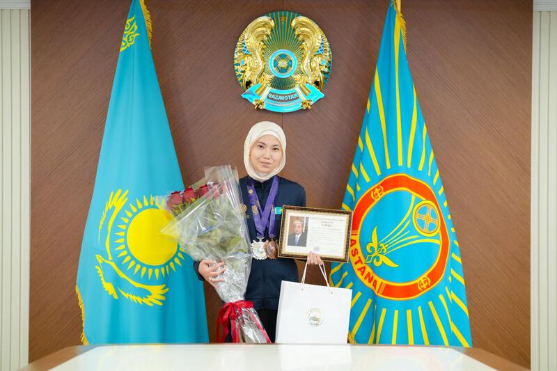 Столичным спортсменкам-призерам VI Всемирных игр кочевников вручили благодарственные письма от Президента Казахстана