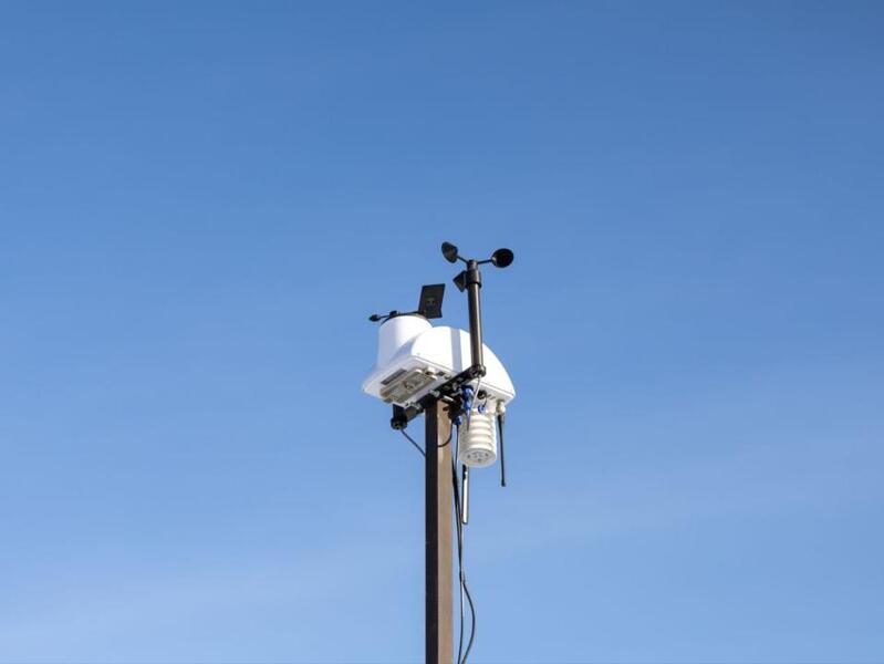 В Усть-Каменогорске начала свою работу мобильная эколаборатория