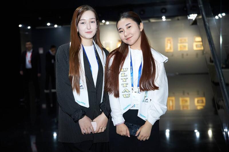 193 награды разыграны на Республиканской олимпиаде по общественно-гуманитарному направлению для учащихся сельских школ