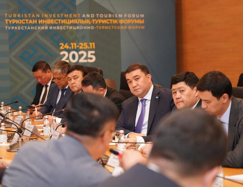 АКИМ ТУРКЕСТАНСКОЙ ОБЛАСТИ ВСТРЕТИЛСЯ С РУКОВОДИТЕЛЯМИ И ИНВЕСТОРАМИ ИНОСТРАННЫХ КОМПАНИЙ