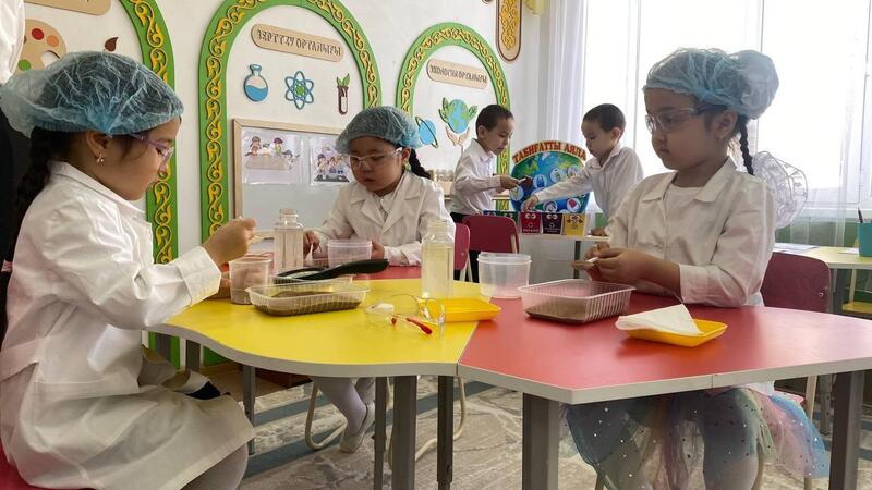 В Астане прошел практический семинар для педагогов детских садов и учителей школ