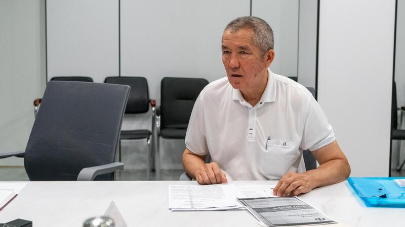 Вице-министр юстиции Бекболат Молдабеков провел личный прием в Центре приема граждан