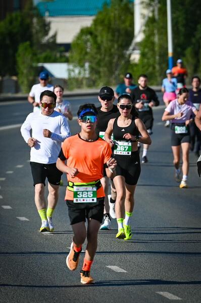 В Актобе прошел масштабный забег «AQTOBE HALF MARATHON-2026»