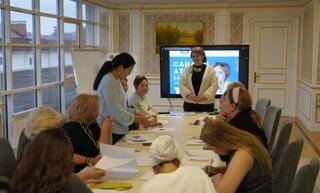 Осознанное родительство: семинар для молодых родителей провели в Астане в преддверии Дня семьи