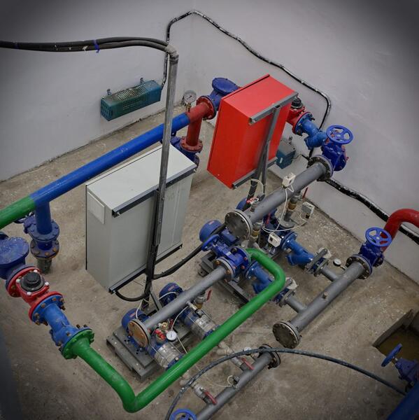 Аким Павлодарской области Асаин Байханов совершил рабочую поездку в Баянаульский район, где оценил ход реализации ключевых инфраструктурных, проектов