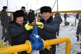 В трех селах Шалкарского района дали газ