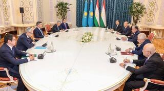Олжас Бектенов с главой Правительства Таджикистана обсудили перспективы торгово-экономического сотрудничества