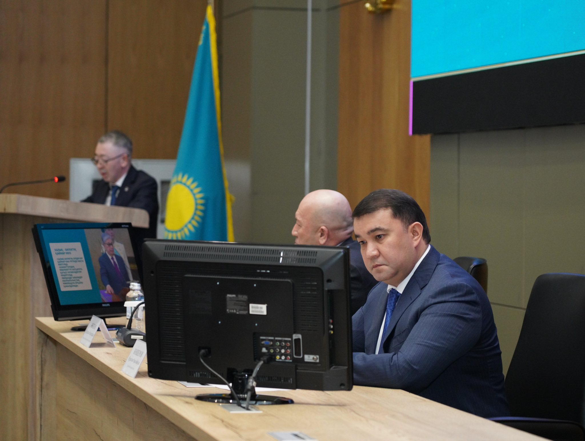 В ТУРКЕСТАНСКОЙ ОБЛАСТИ ОБСУДИЛИ ОСНОВНЫЕ ПРИОРИТЕТЫ И ИЗМЕНЕНИЯ КОНСТИТУЦИОННЫХ РЕФОРМ