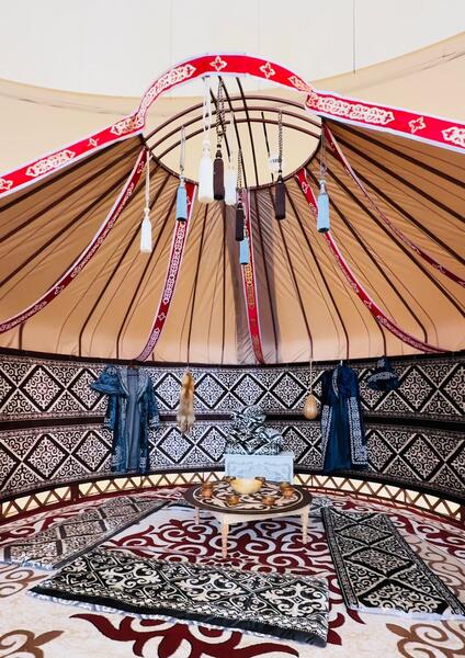 Праздничные скидки к Наурызу: в Алматы проходит акция Nauryz Sale