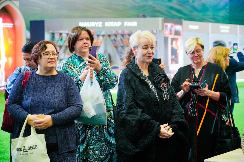 В Астане проходит книжная ярмарка Nauryz Kitap Fair