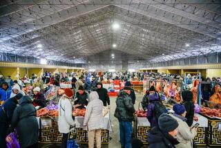 Доступные цены и 700 тонн свежих продуктов: в Астане прошла ярмарка аграриев из Карагандинской и Восточно-Казахстанской областей