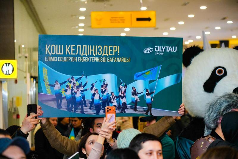 Олимпийского чемпиона Михаила Шайдорова торжественно встретили болельщики в Астане