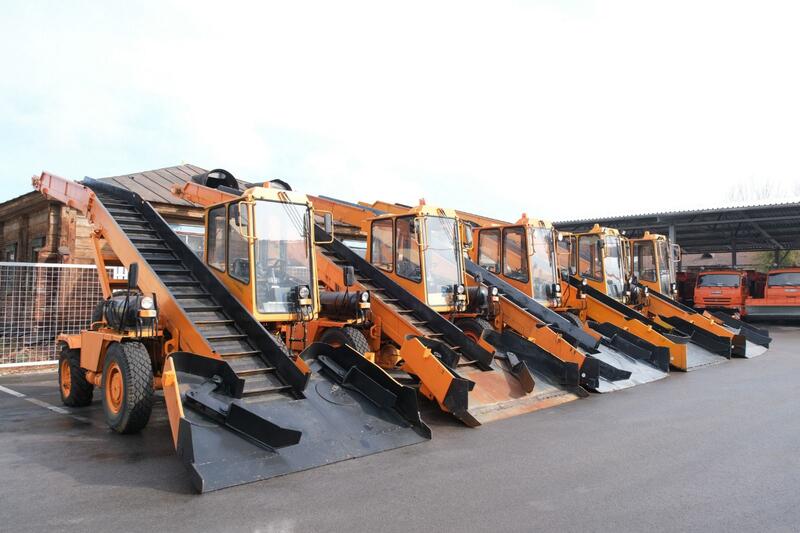 В Алматы завершают сезон мойки улиц и начинают подготовку к зимним осадкам и гололеду