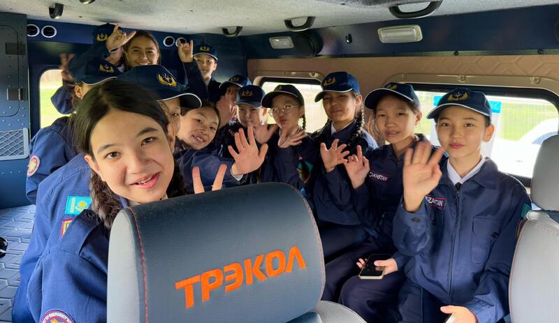 Экскурсия для кадетов: будущее спасателей начинается с детства