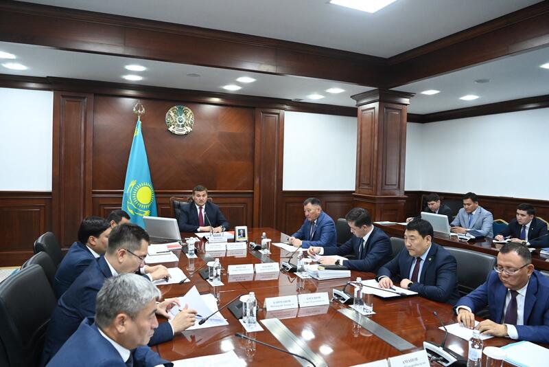 Коллеги проводили Руслана Кайракбаева на новую должность