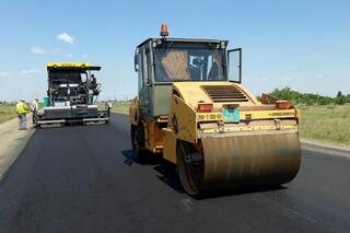 В ТУРКЕСТАНСКОЙ ОБЛАСТИ В ЭТОМ ГОДУ ОТРЕМОНТИРУЮТ БОЛЕЕ 1200 КМ ДОРОГ И УЛИЦ