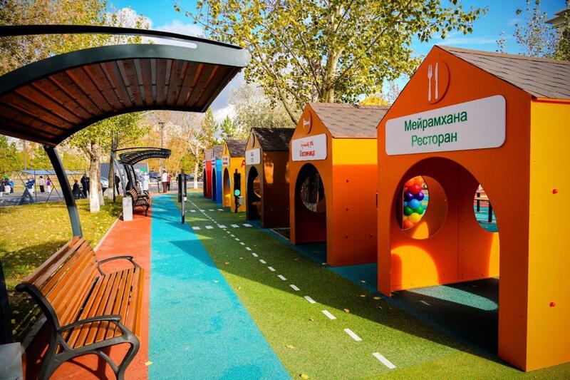 Модернизированный Центральный парк, аллея GreenLine и обновленные дворы: как преобразился столичный район Нура