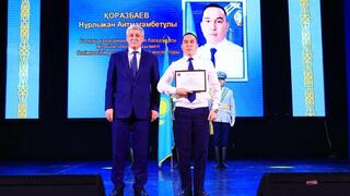 В Карагандинской области наградили полицейских