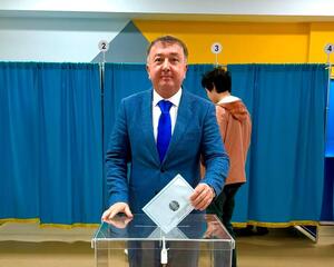 Министр юстиции РК Ерлан Сарсембаев принял участие в выборах
