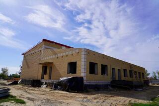 В Бескарагайском районе активно продолжается строительство бассейна