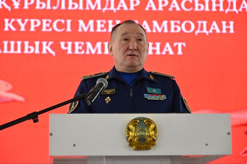 Первенство силовиков: свыше 200 палуанов борются за чемпионский титул