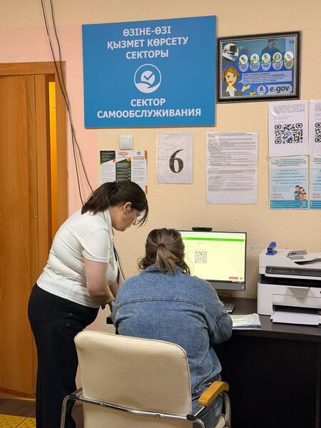 В Шахтинске прошел «День услугополучателей» и акция «Народный юрист»