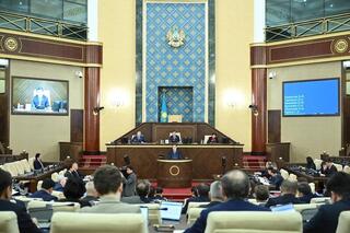 Казахстан и Китай реализуют три проекта ВИЭ на 2,2 млрд долларов